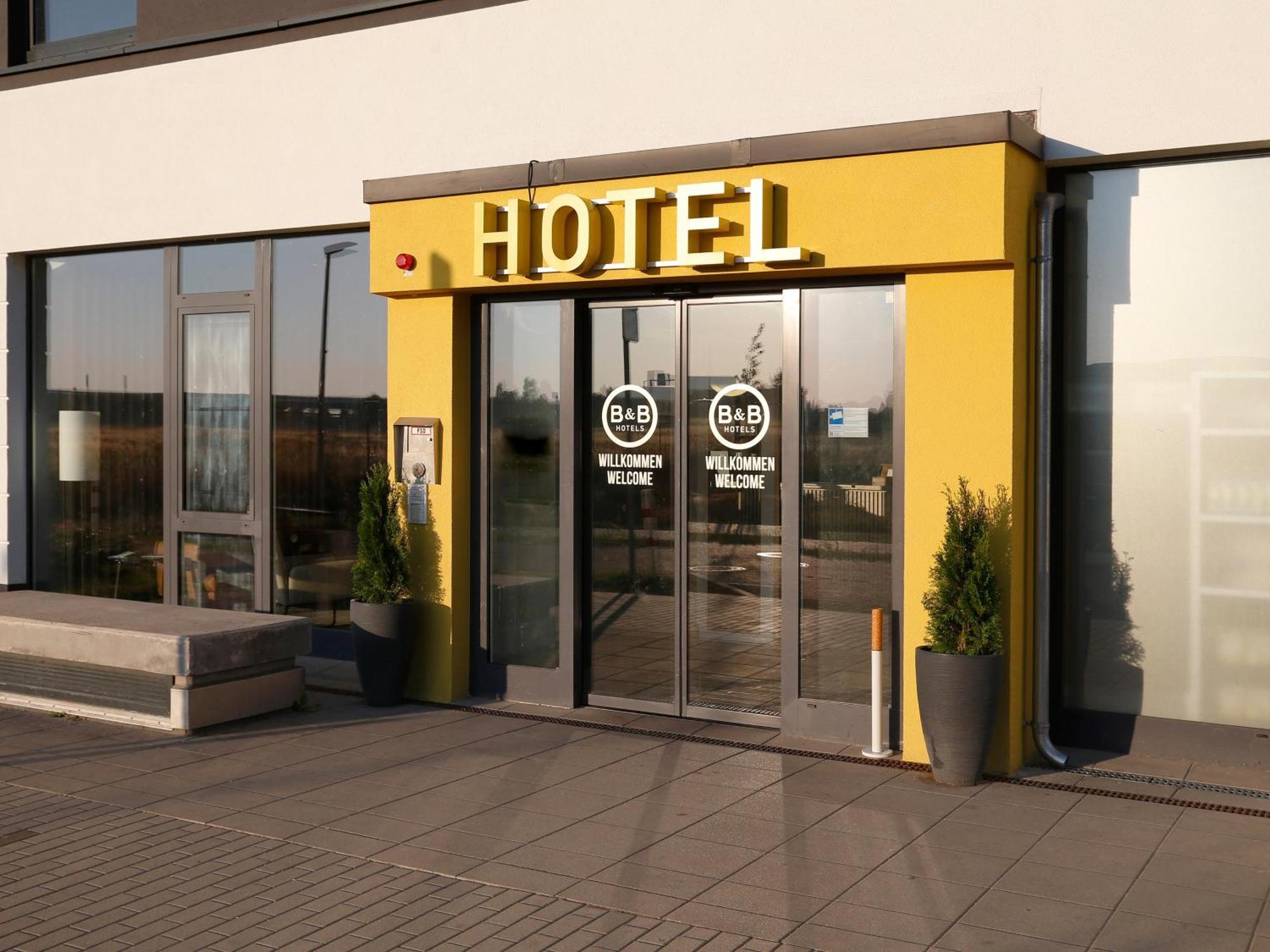 Hotel Berlin-airport 3*